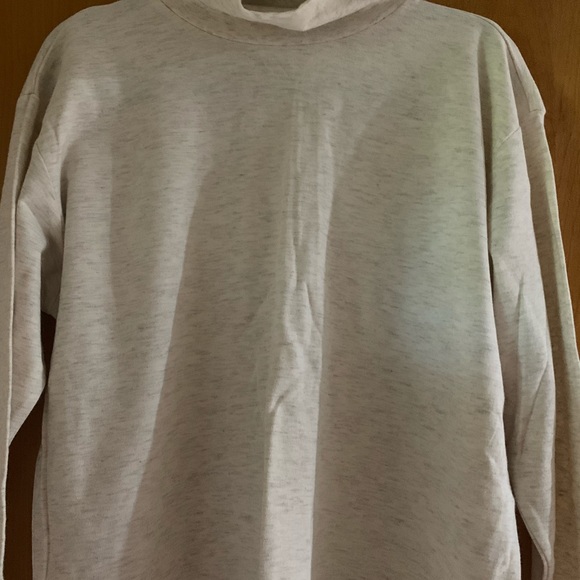 Turtle neck - Picture 2 of 3